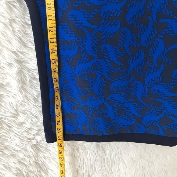 DIANE von Furstenburg silk blouse top short sleeve blue. DVF. - Picture 5 of 10